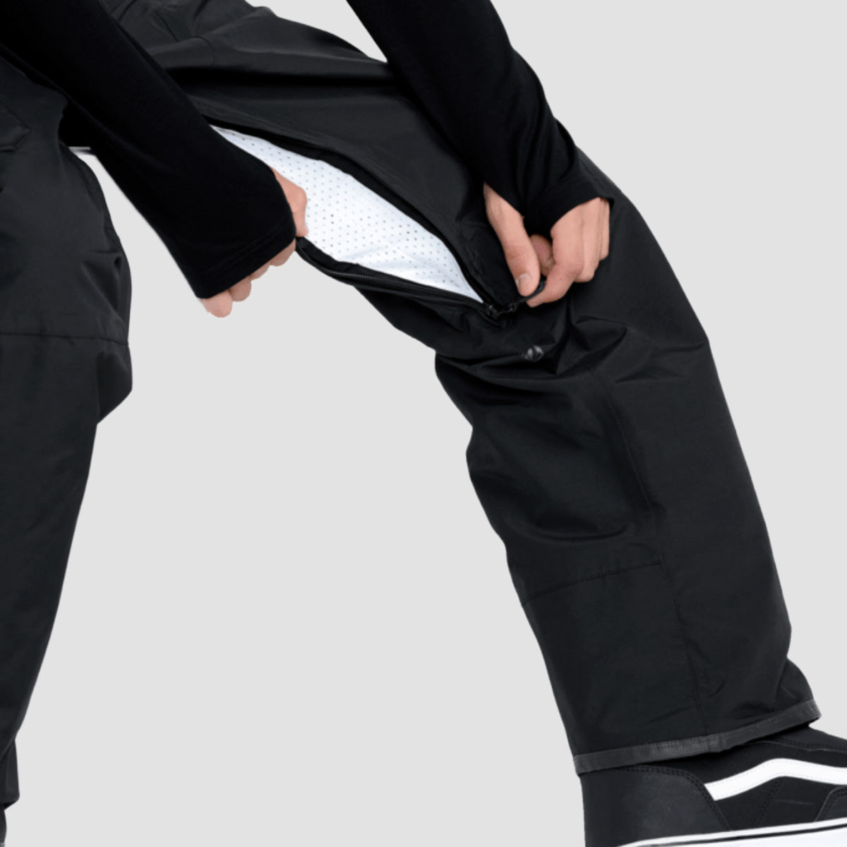 Volcom L Gore-Tex Snow Pants Black