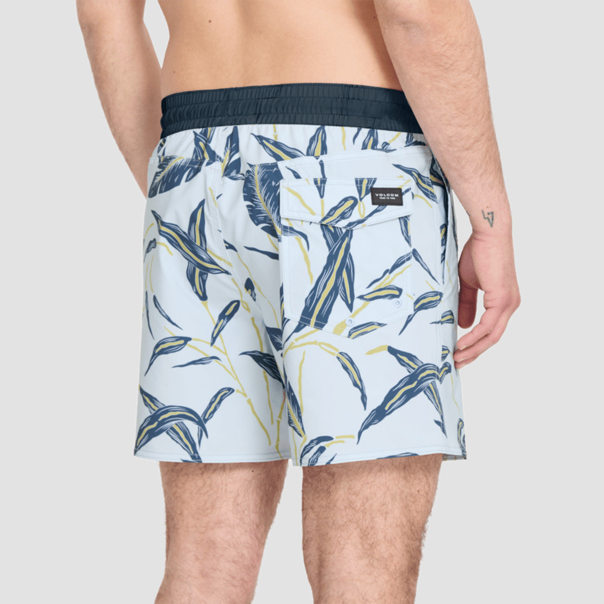 Volcom Lido Print Trunk 16" Boardshorts Light Blue Acid