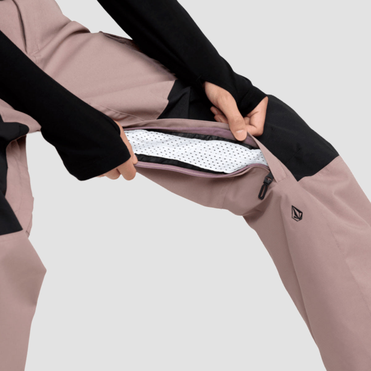 Volcom NWRK Baggy 15K Snow Pants Mauve