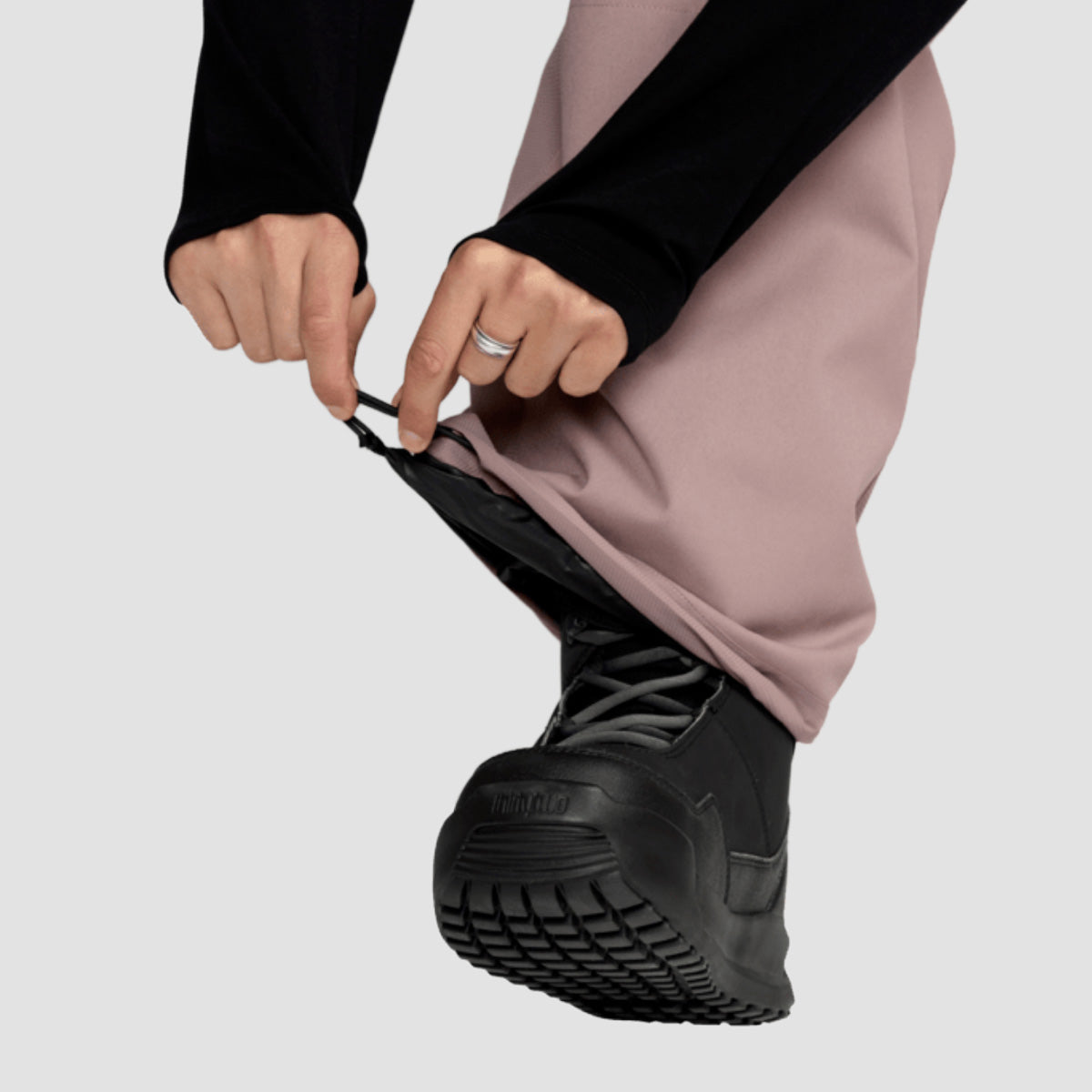 Volcom NWRK Baggy 15K Snow Pants Mauve