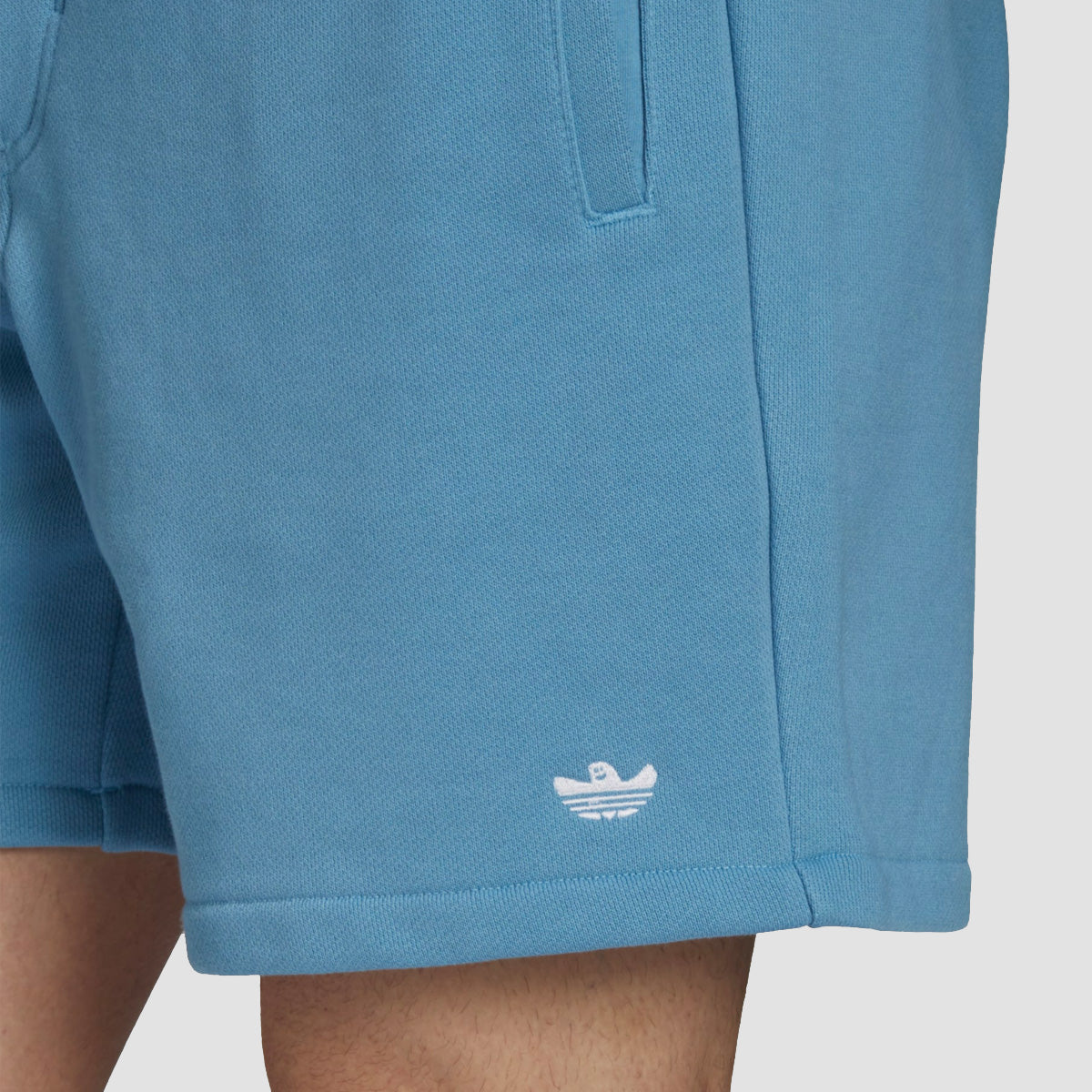 adidas Heavyweight Shmoofoil Shorts Hazy Blue/White - Unisex