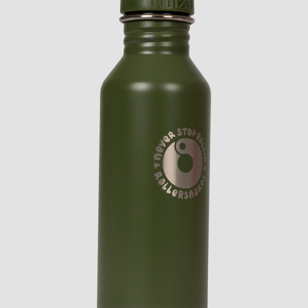 Rollersnakes X Mizu M5 Water Bottle Army Green