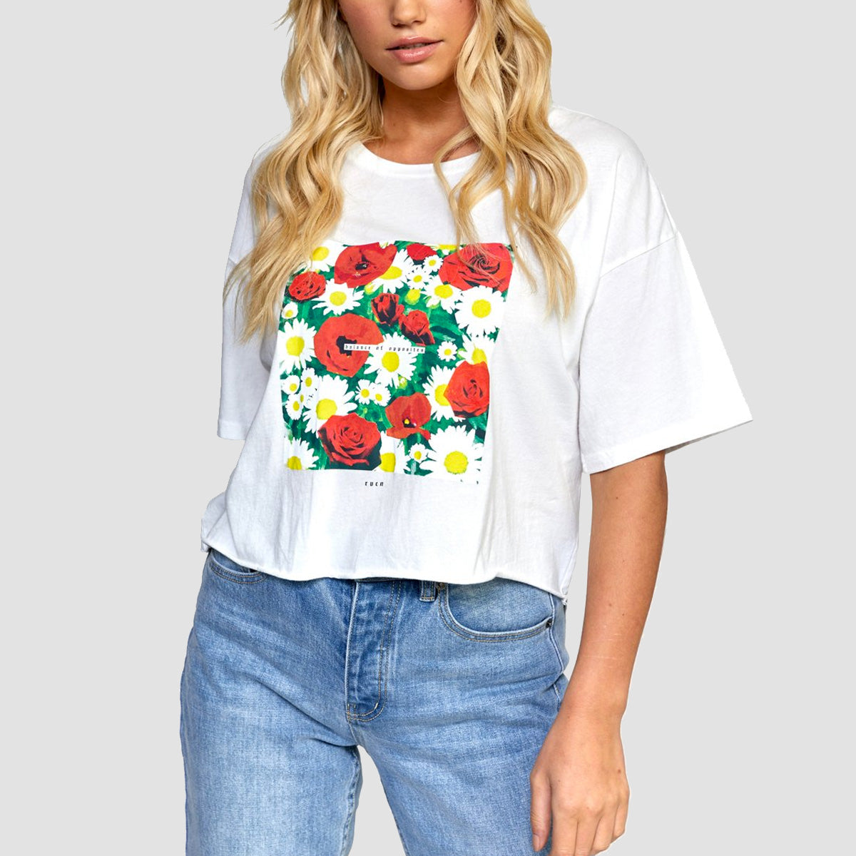 RVCA Super Bloom Boxy Fit Cropped T-Shirt Vintage White - Womens